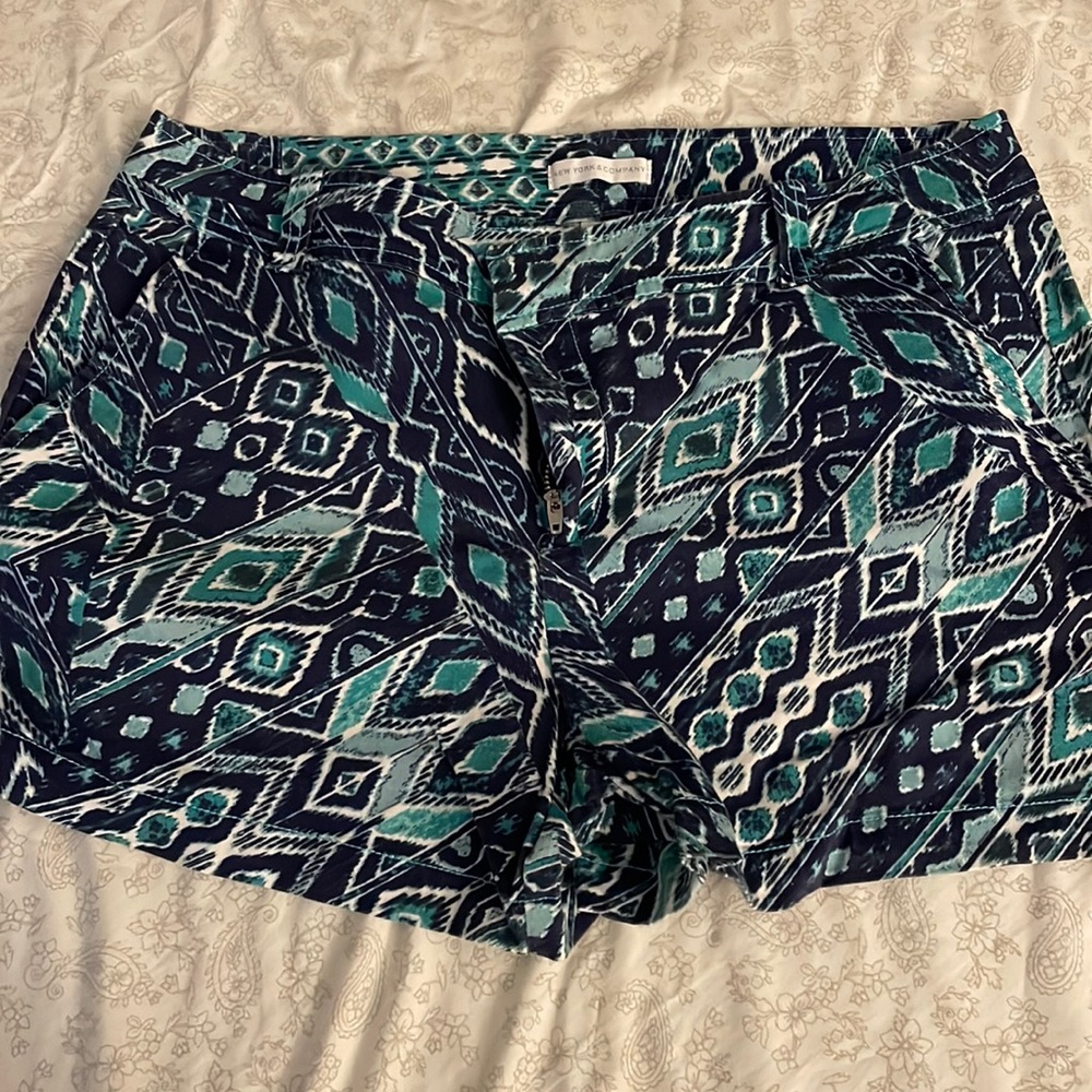 NY& Co shorts